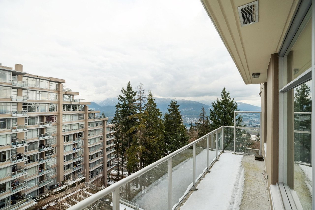 904-9288 University Cres