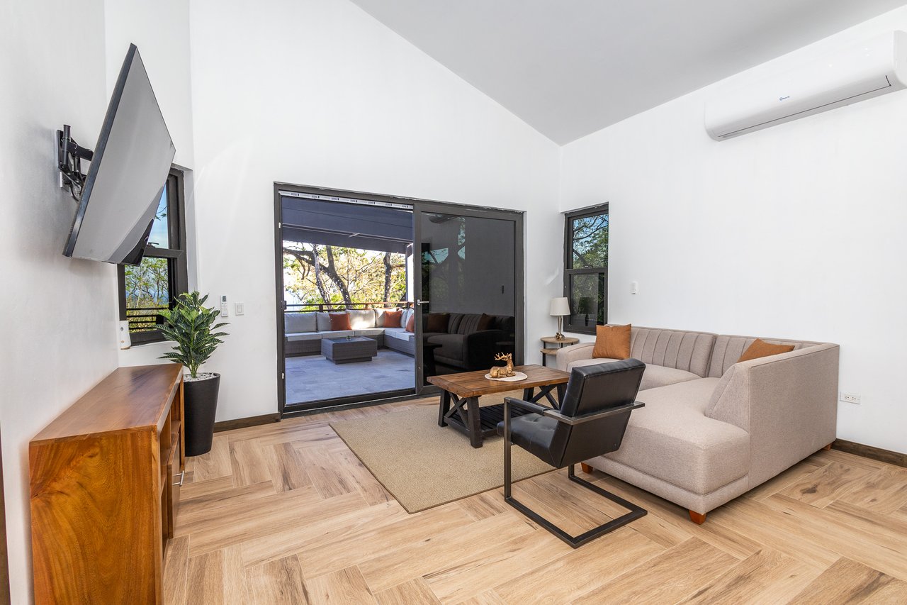 Forest Hill Home, Brass Hill