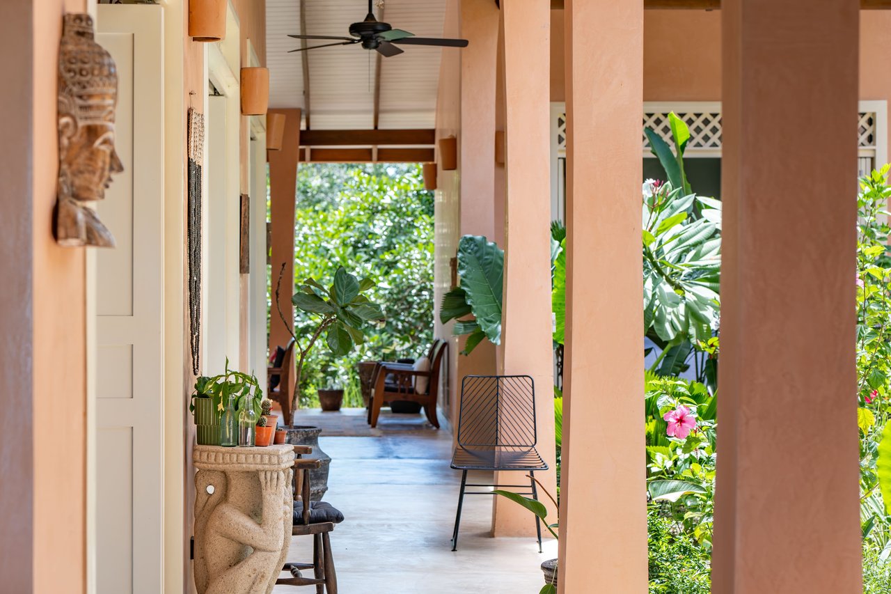 Chakra Bohemian Retreat / Las Delicias, Montezuma , Cóbano