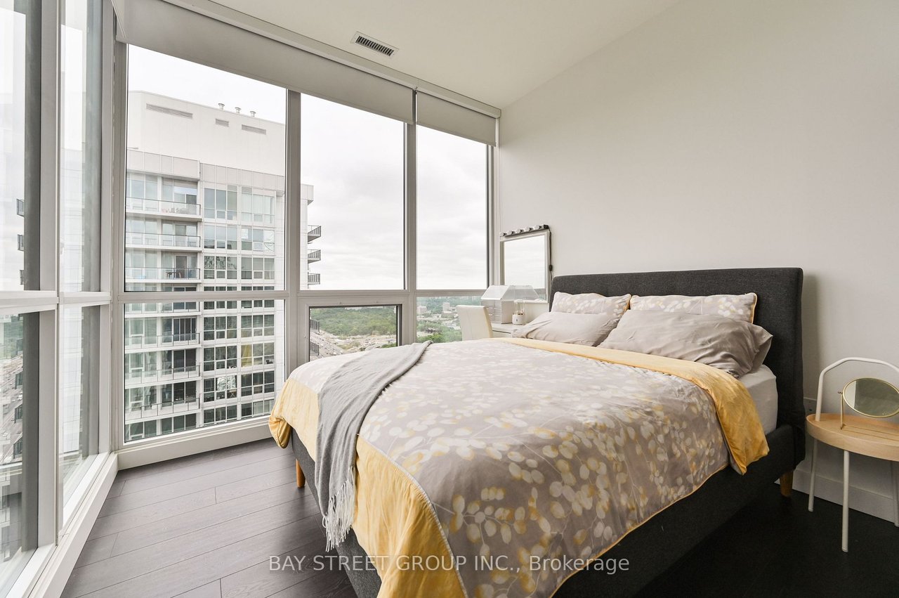 NORTH YORK'S MOST LUXURIOUS PENTHOUSE
