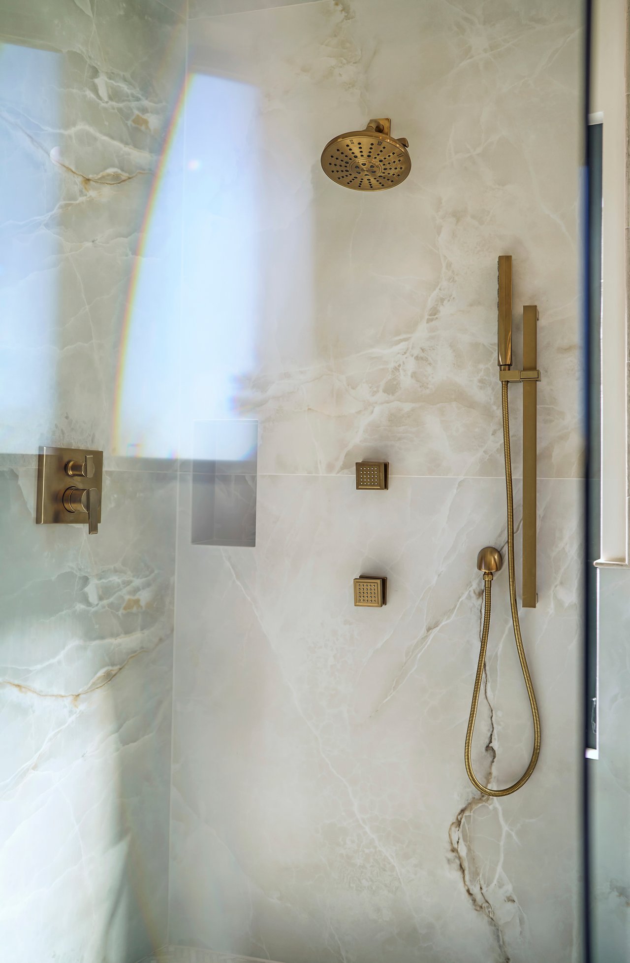 6535 N HILLSIDE Drive