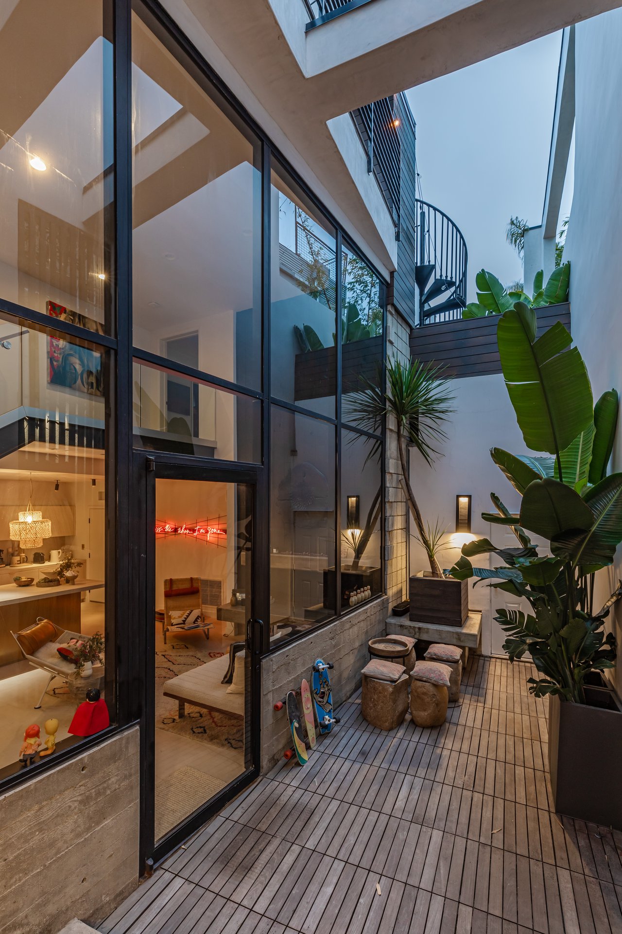 214 S Venice Blvd, Venice 