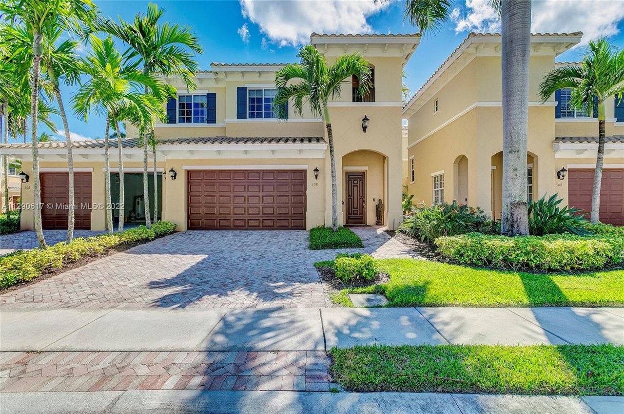 308 Chambord Ter Unit 308