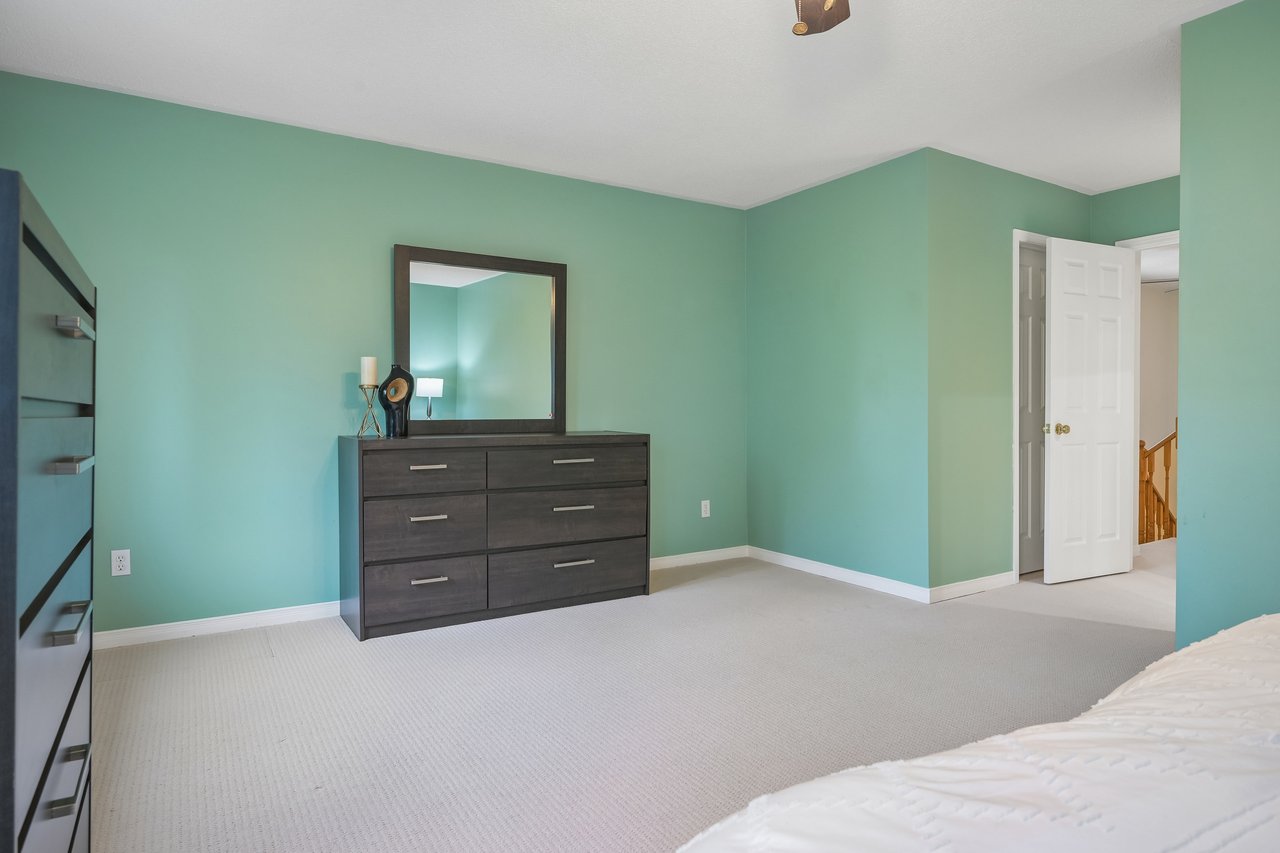 Spacious 3-Bedroom Detached Home in Westmount