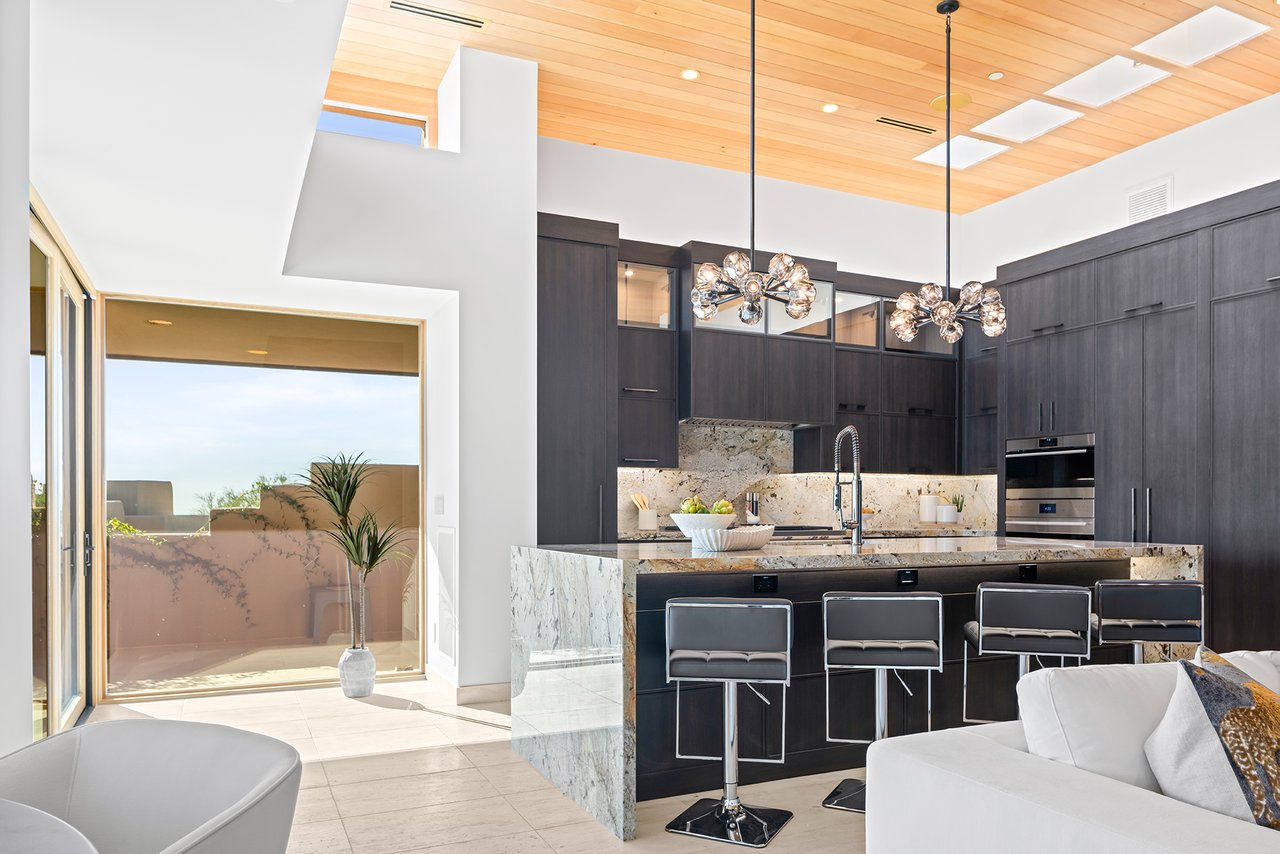 40041 N 111TH Place 44