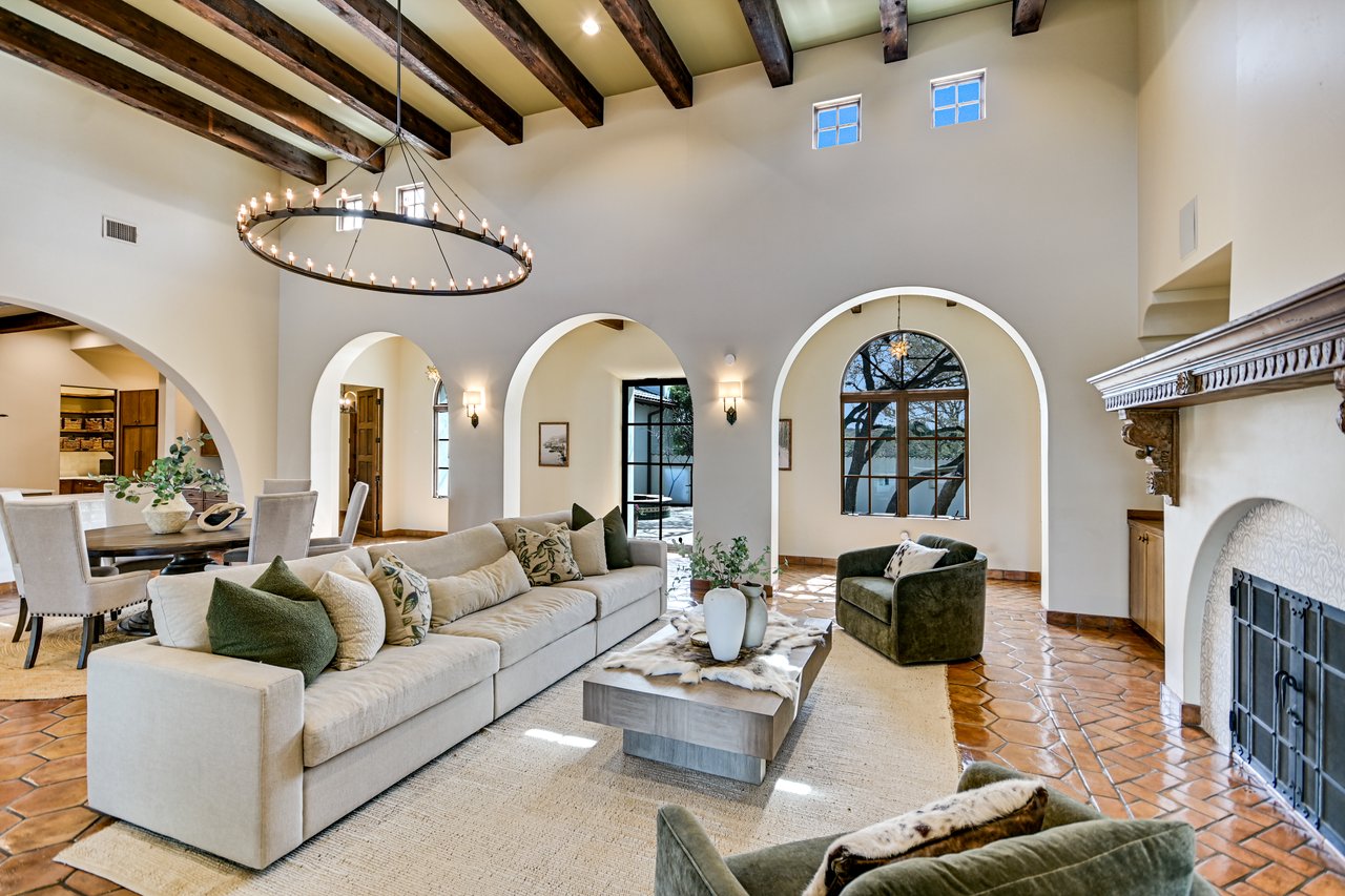 Spanish Oaks Hacienda