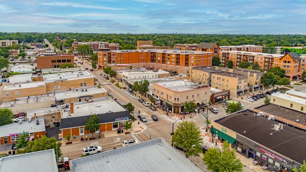 Premier Downtown Downers Grove Restaurant 