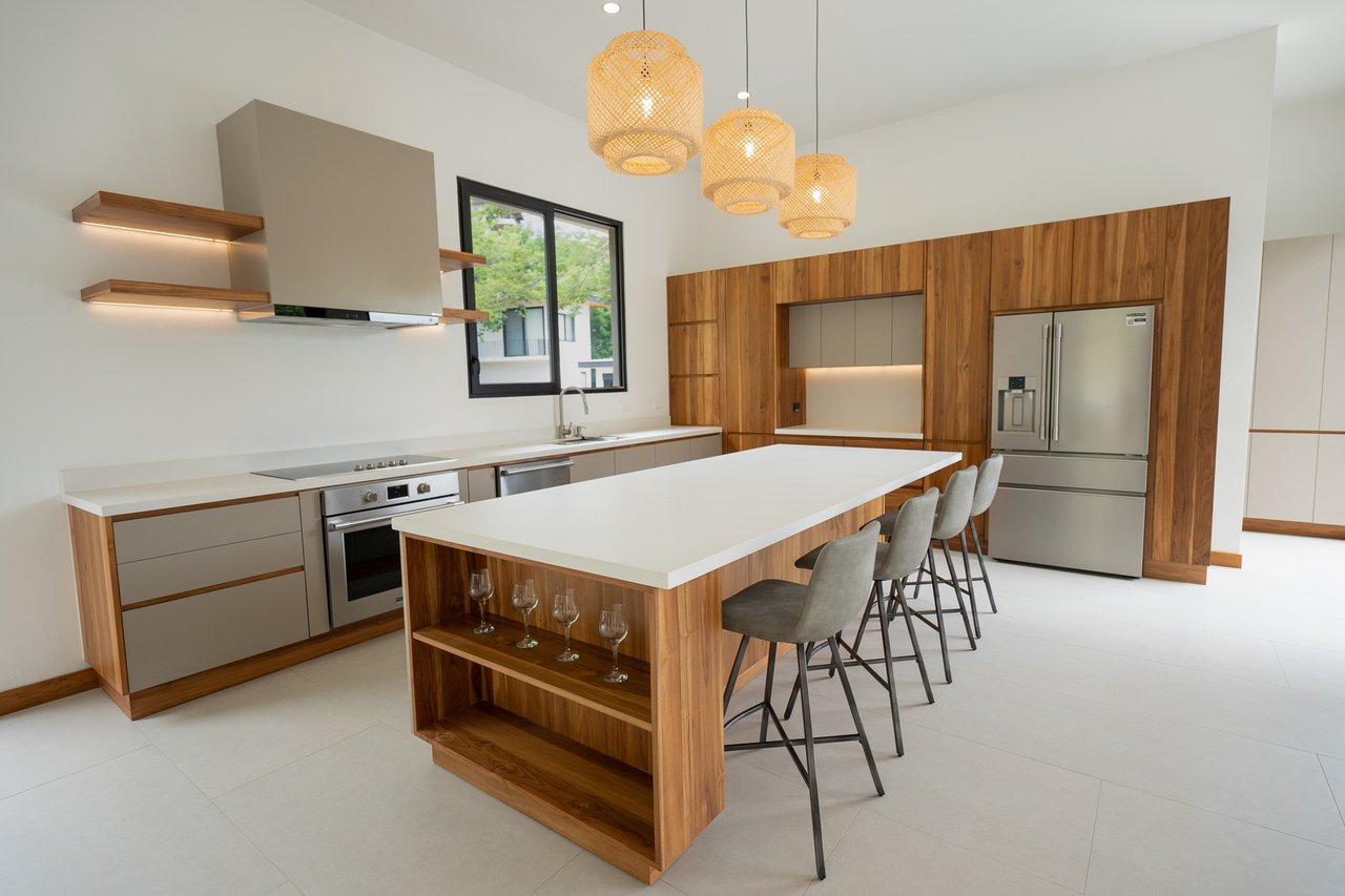 Casa Zoul, Senderos 9B