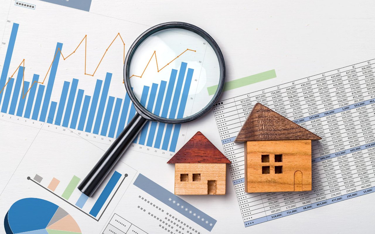 The Spring Effect: How Seasonality Impacts Home Prices