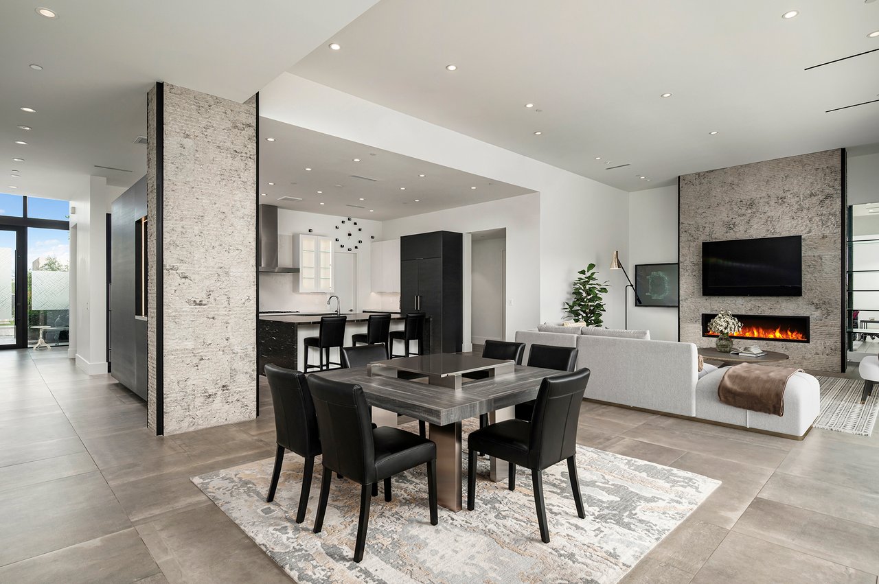 6917 E CACTUS WREN Road