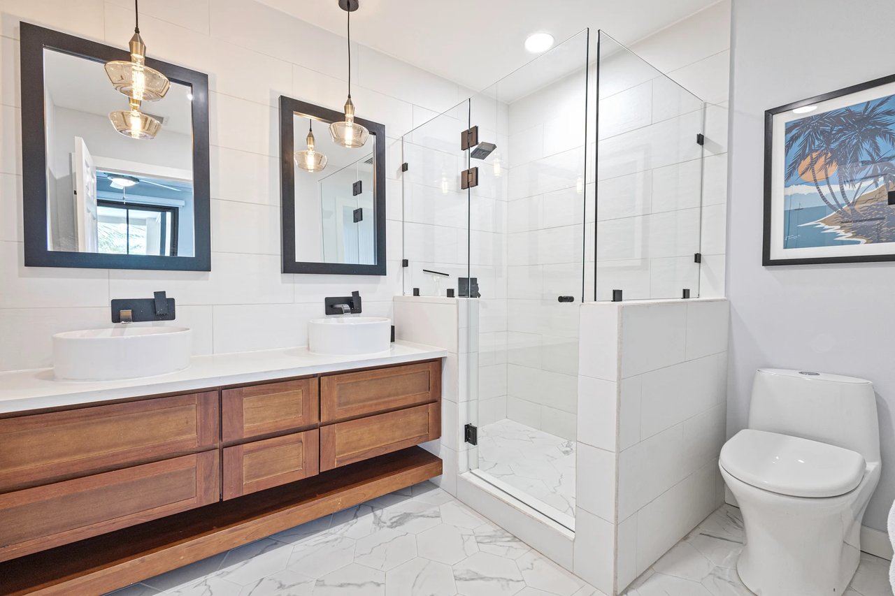 Turnkey Luxury Condo