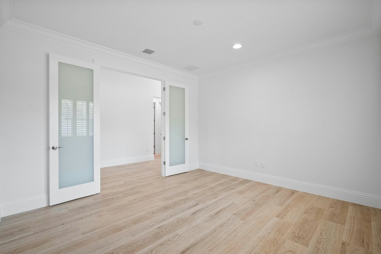 4226 Lucaya Pointe Wy