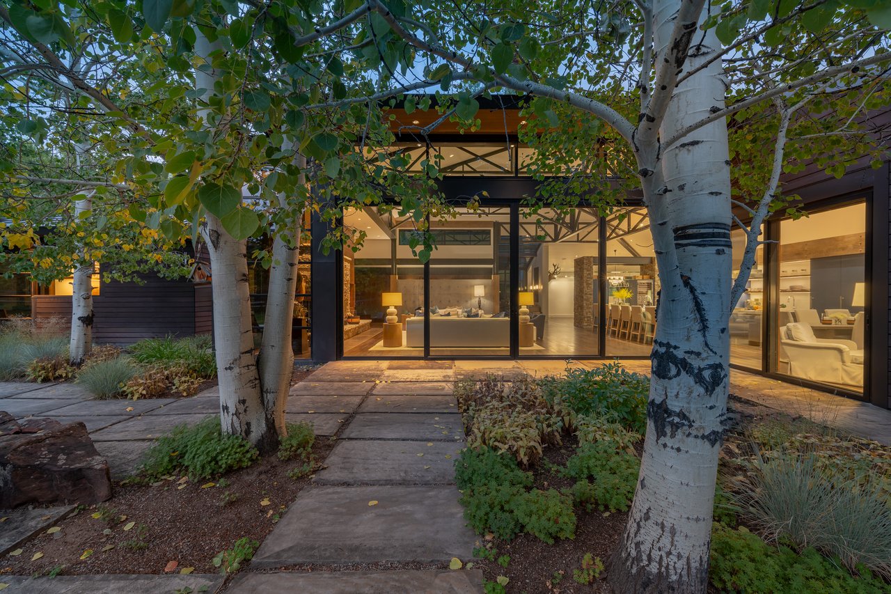 28 Maroon Drive, Aspen