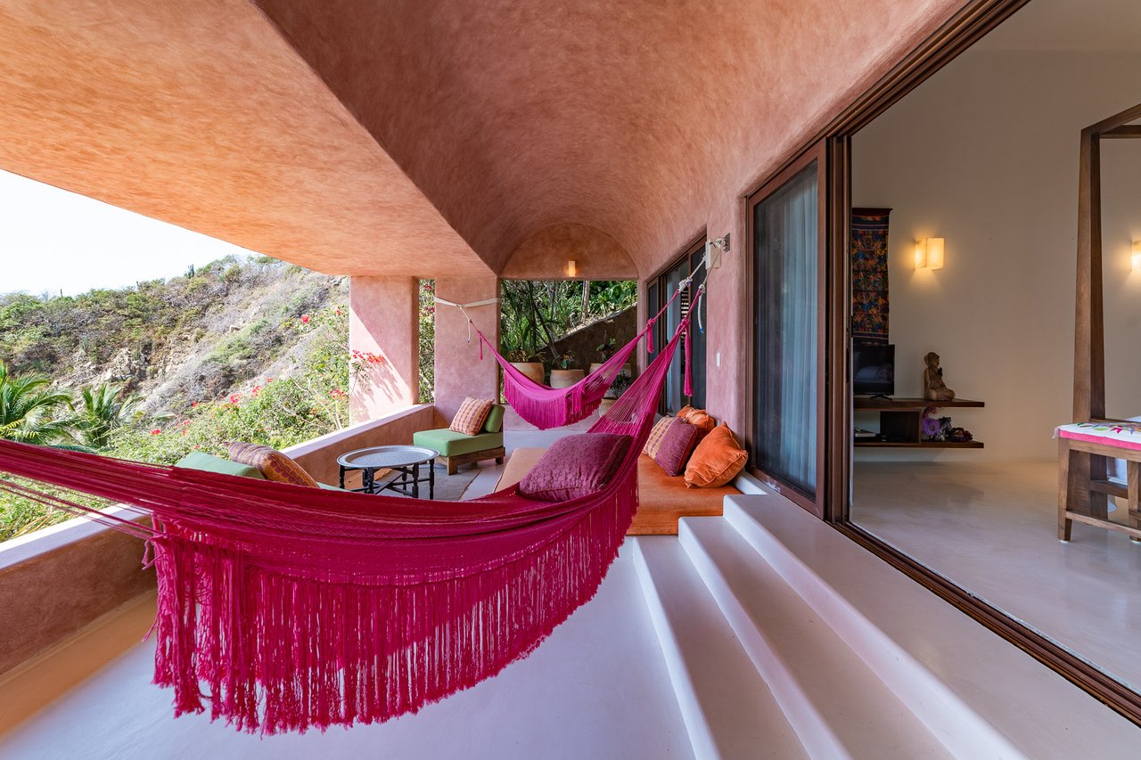 3 bedroom, Single Family Home, Bugamvilla, Montecito Beach Village