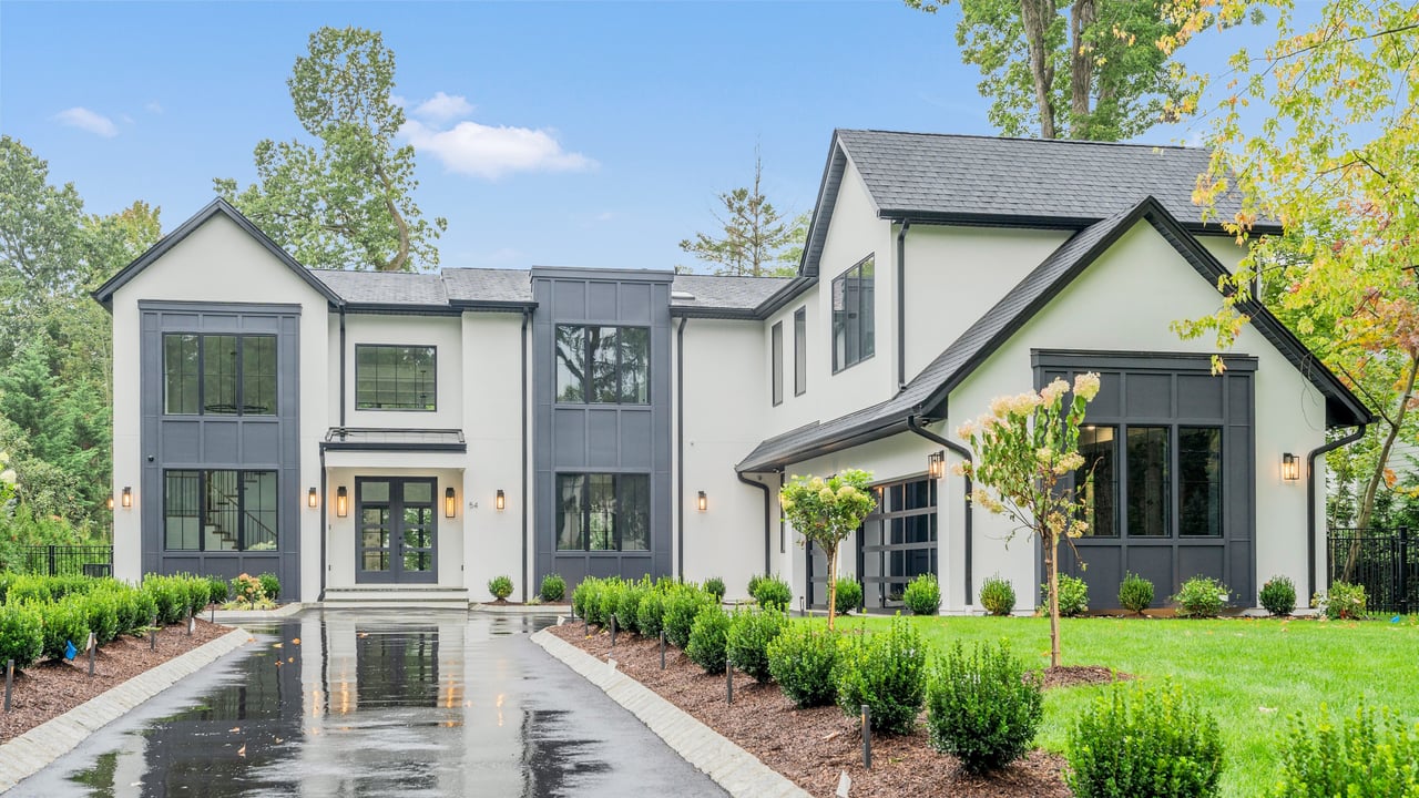 54 Forest Road
