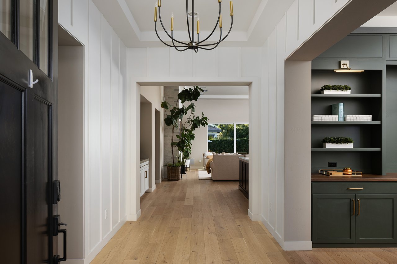 3405 E BLOOMFIELD Parkway