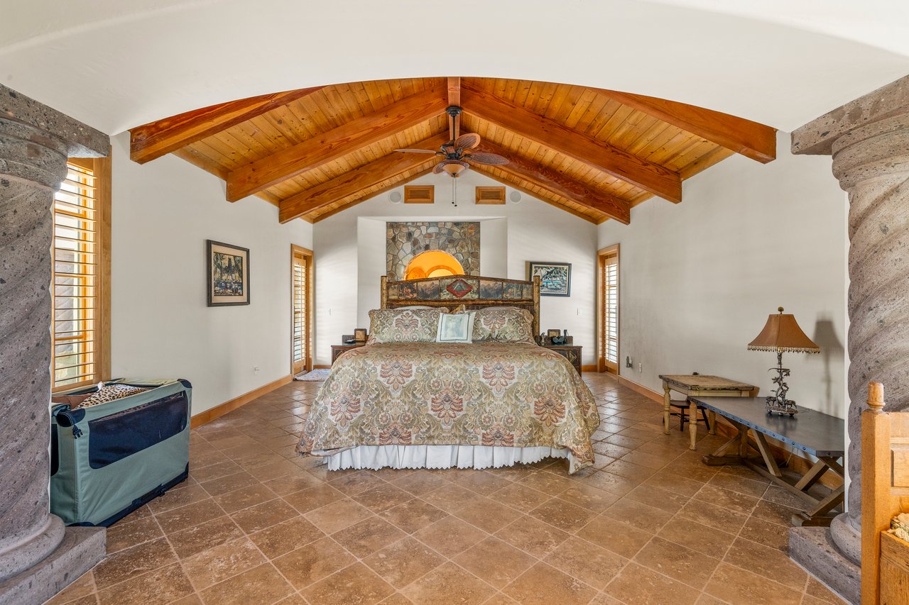 41290 Avenida Delores