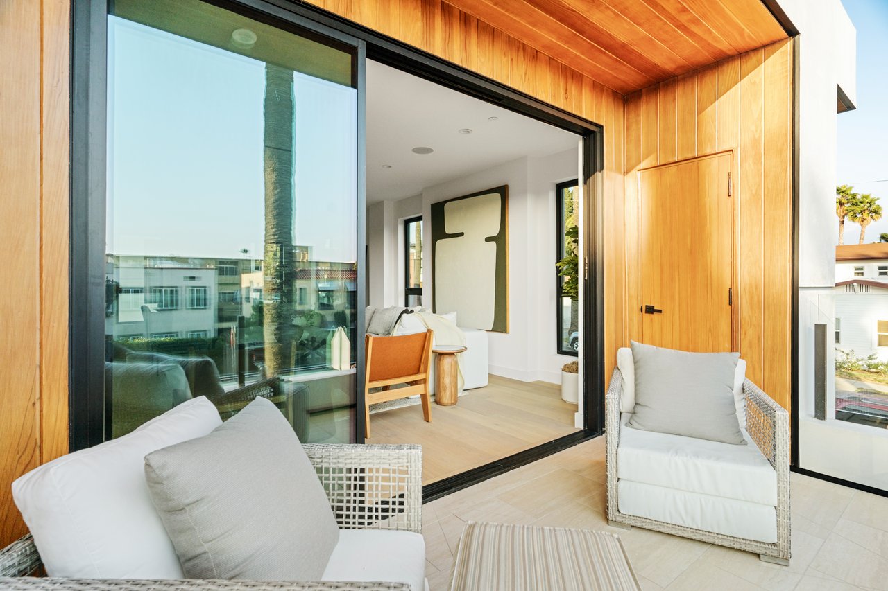 Ambrosia at Hillhurst