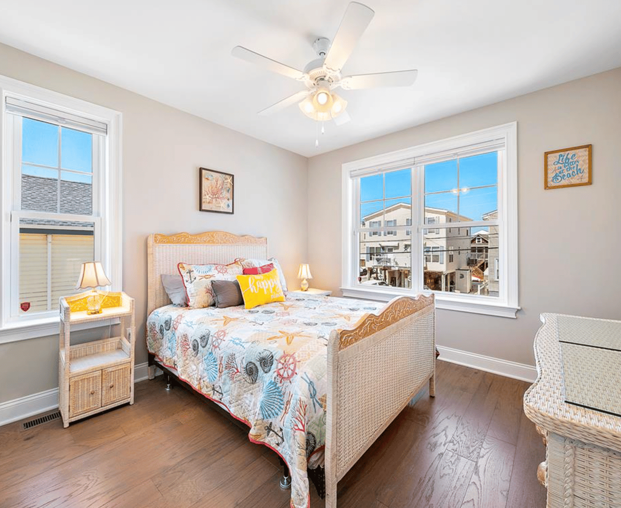 24 W Winifred Avenue, Beach Haven Crest
