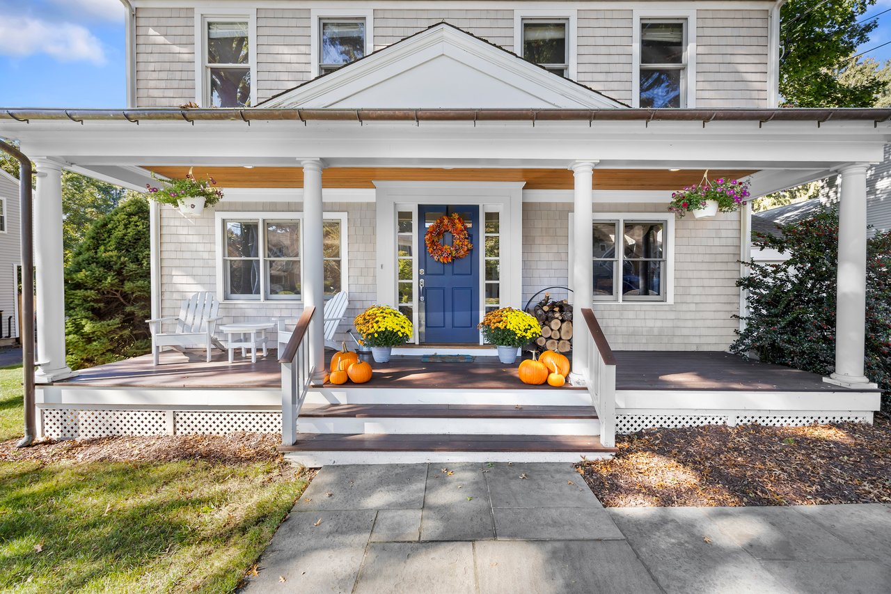 University Nantucket Colonial