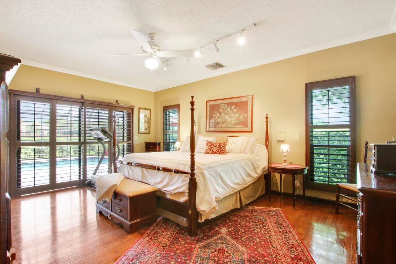 8030 Steeplechase Dr