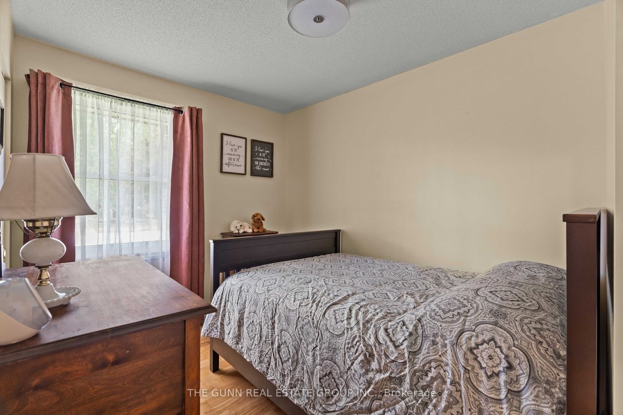 5 Locke Hts