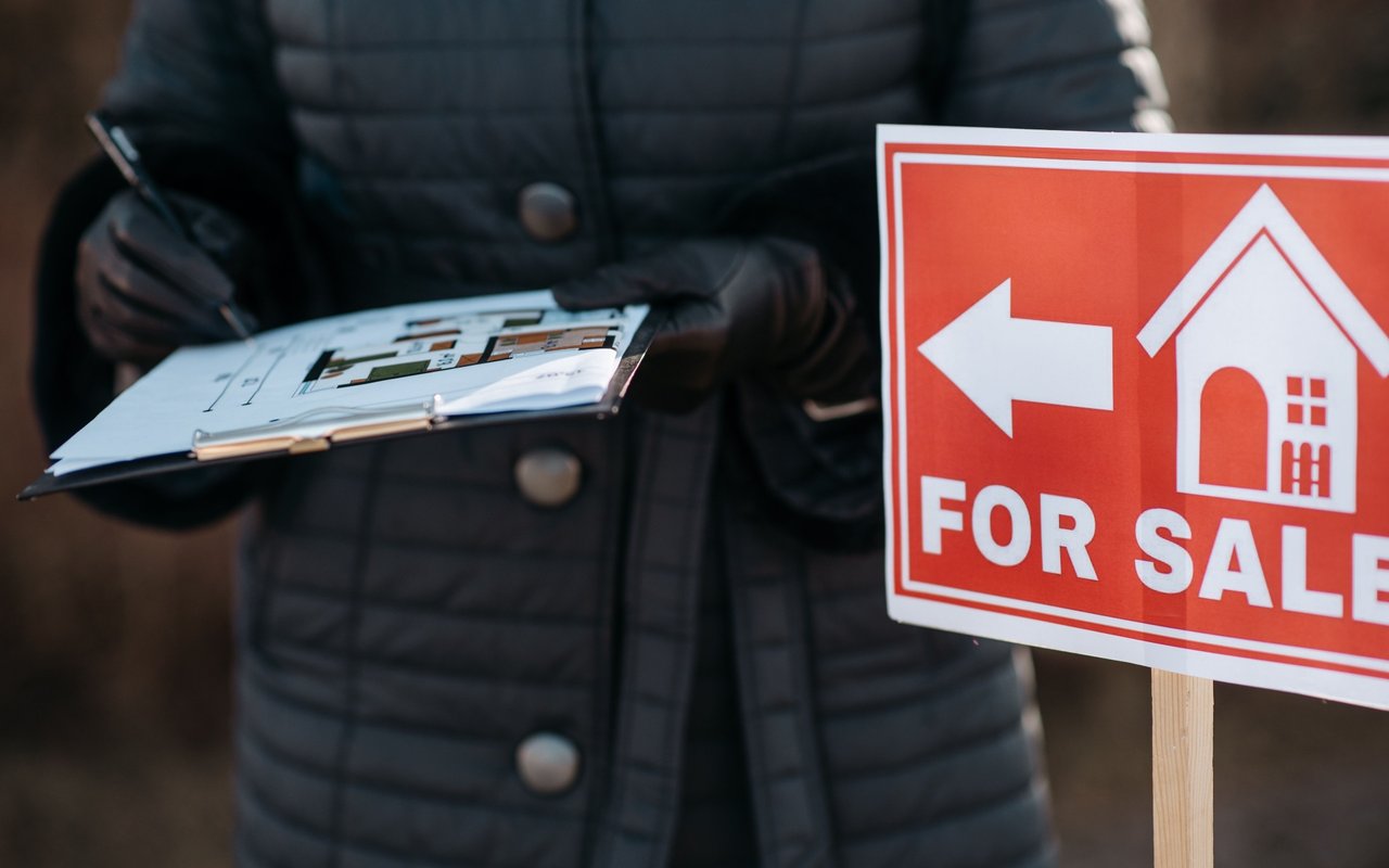 10 Important Things To Know Before Listing Your House For Sale
