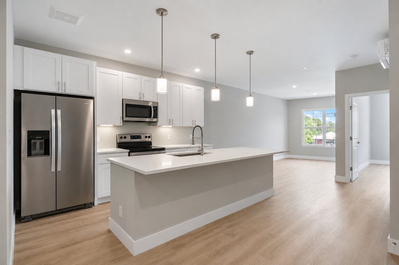 298 Main Street, 2C