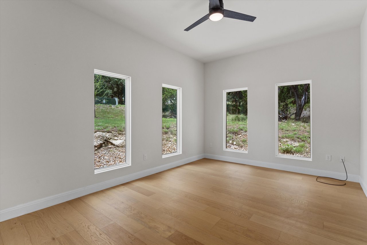 7224 Getaway Dr Jonestown, TX 78645