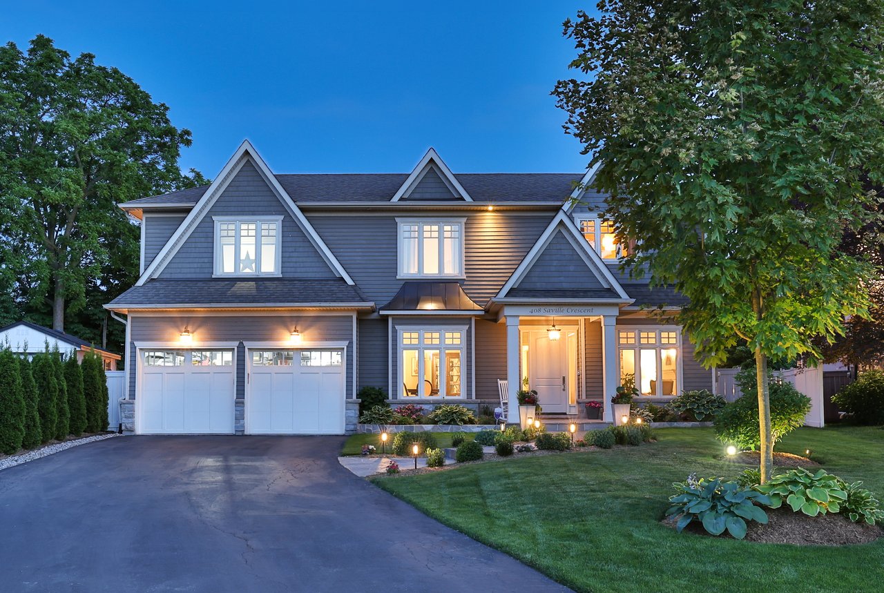 408 Saville Crescent, Oakville