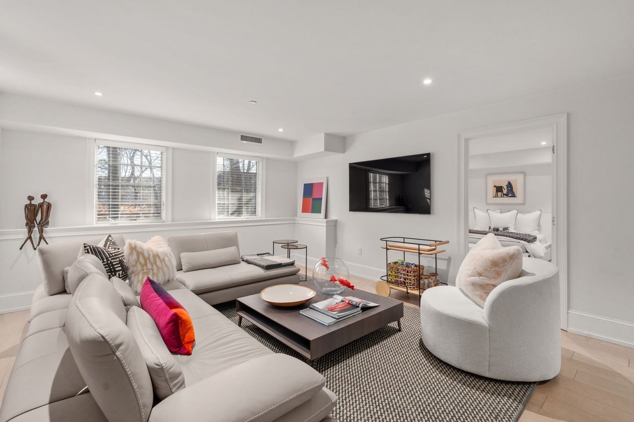 338 Boylston St - Unit C