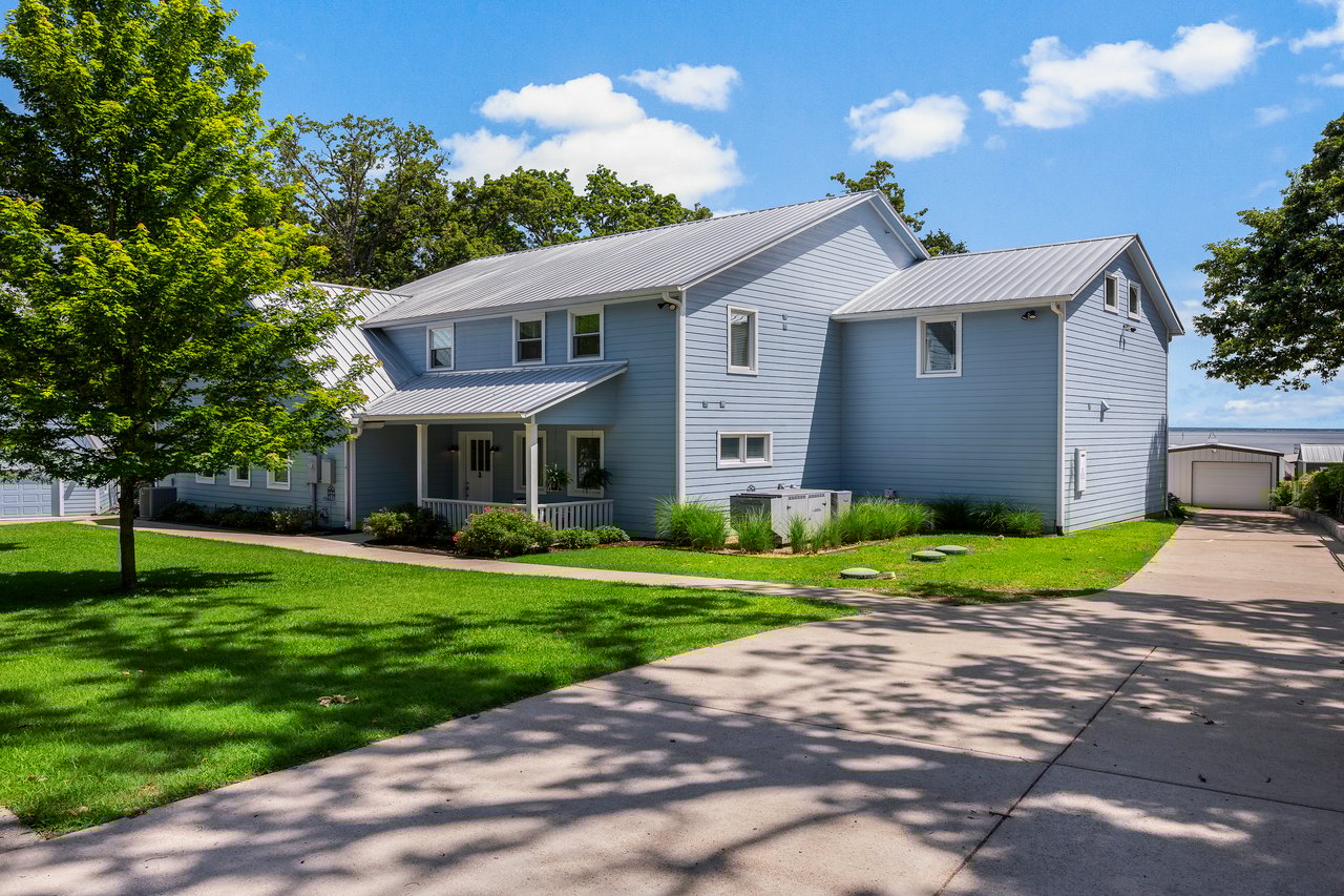Lakefront Luxury