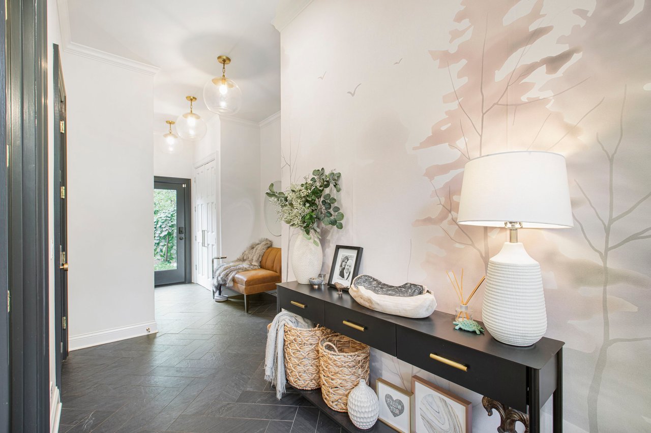 510 Broadsmoore Drive