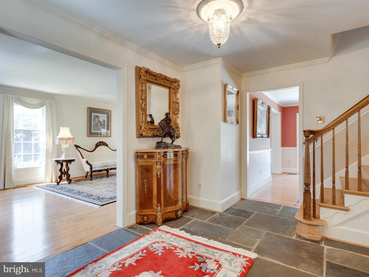 10106 Windy Knoll Ln