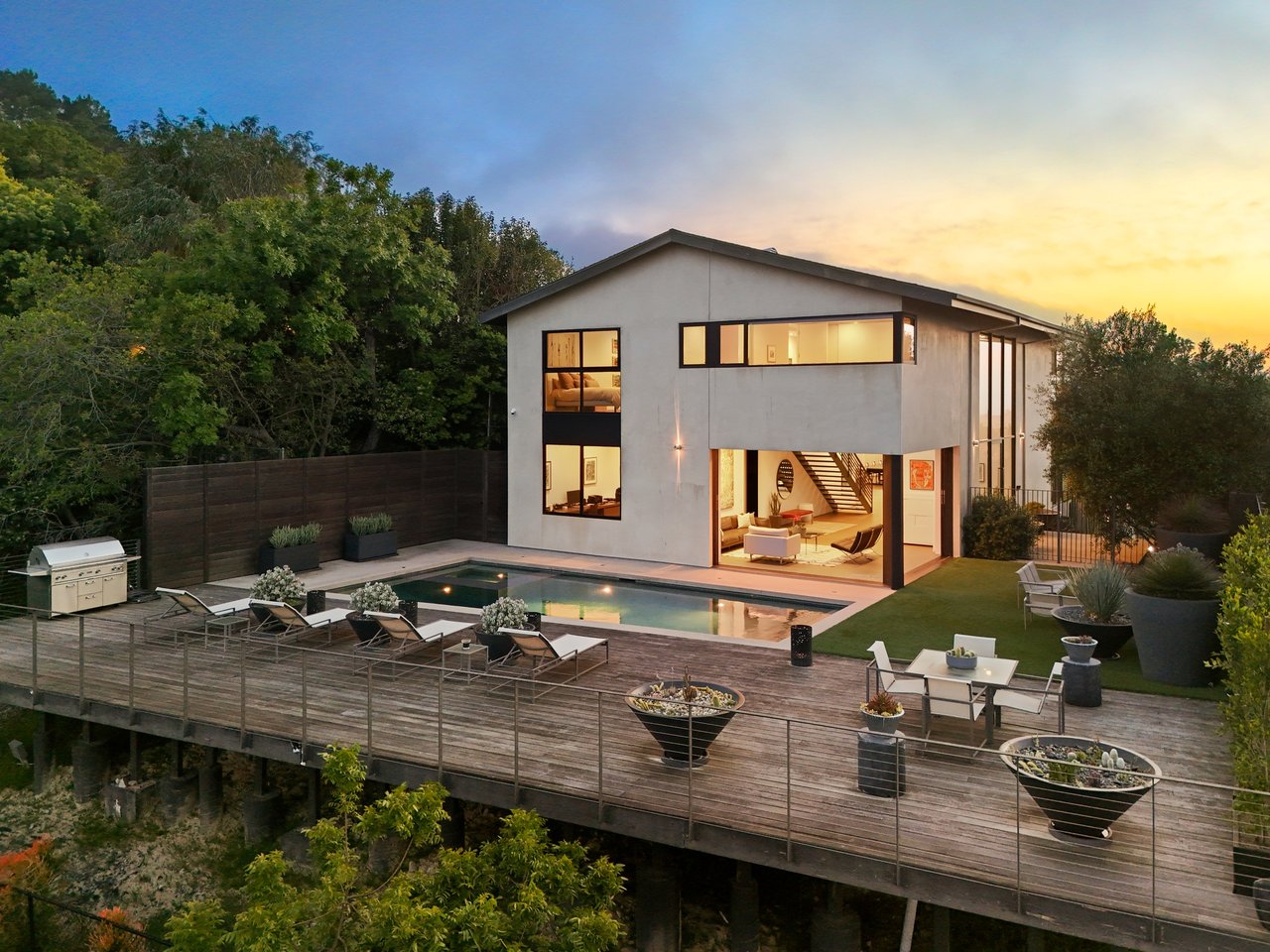 3337 Beverly Ranch Road
