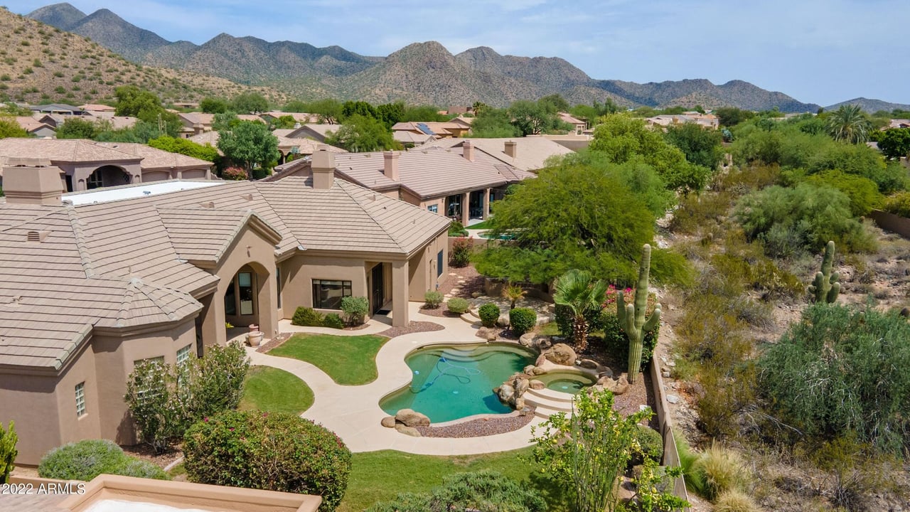 12077 E Laurel Lane