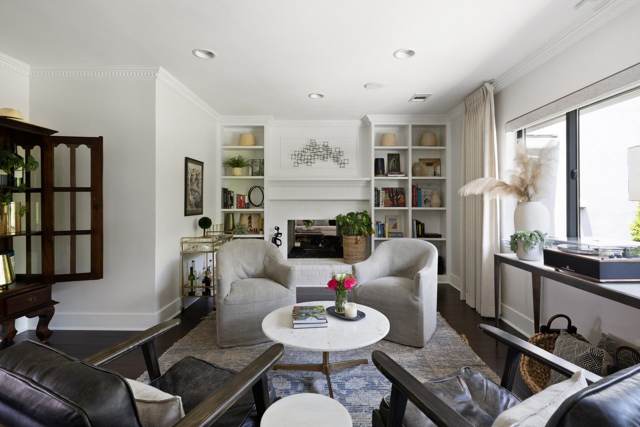 3742 Golden Rain Cove