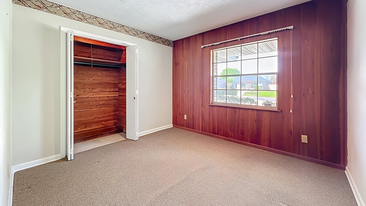Mid-Century Modern 4-Bedroom in Dommerich Hills, Maitland