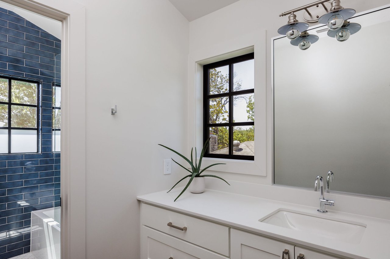 A Classic East Coast Reinterpretation in Travis Heights