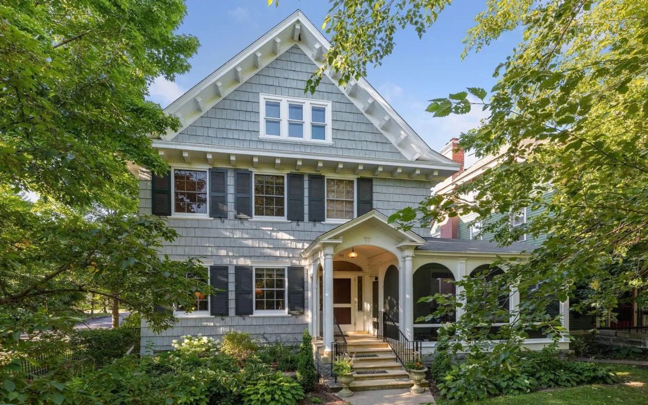 513 Grand Hl