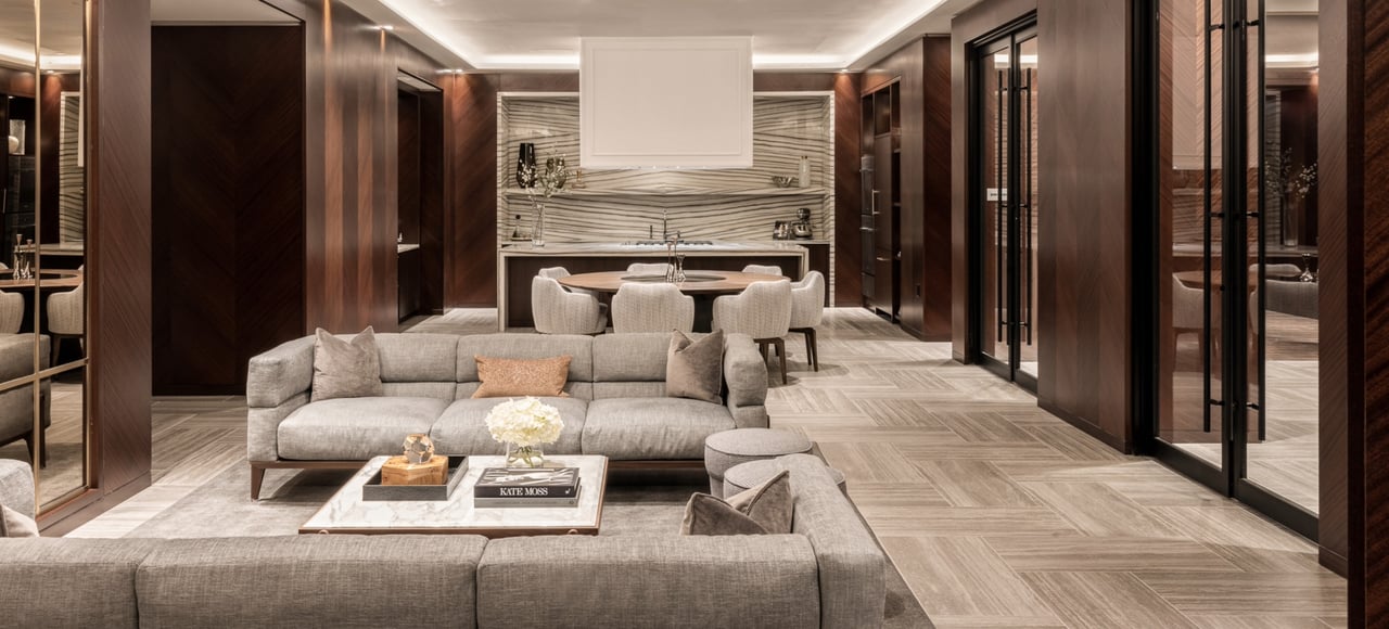 108 Leonard