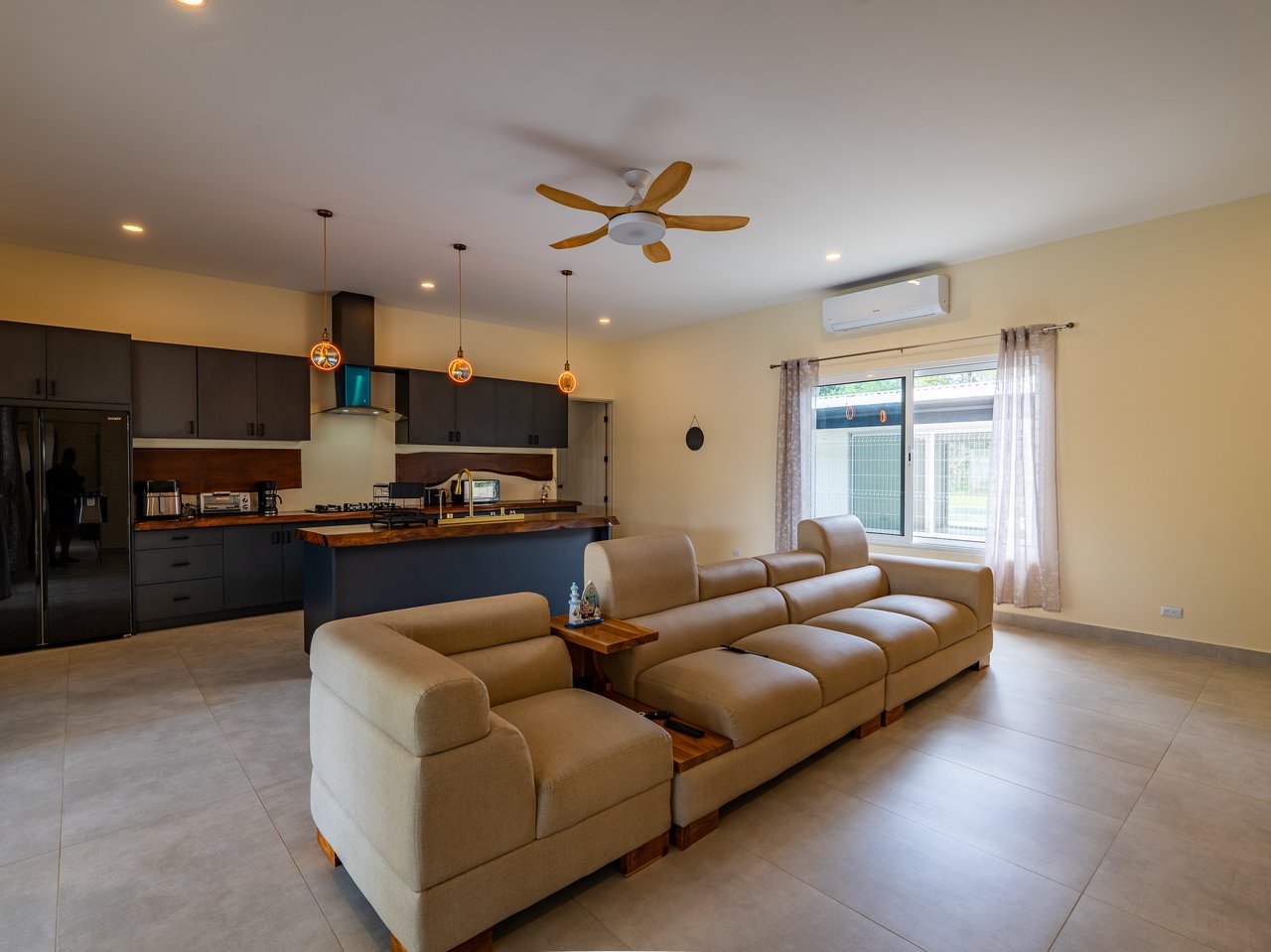 Refined Tropical Home in Uvita, Costa Rica | Walk to Beach & Parque Nacional Marino Ballena