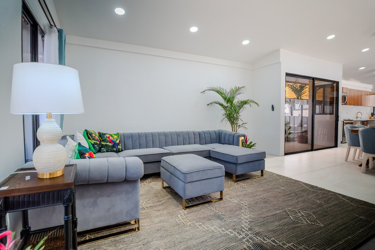 LOCATION,LOCATION, LOCATION – 3-BEDROOM VILLA STEPS FROM THE BEACH
