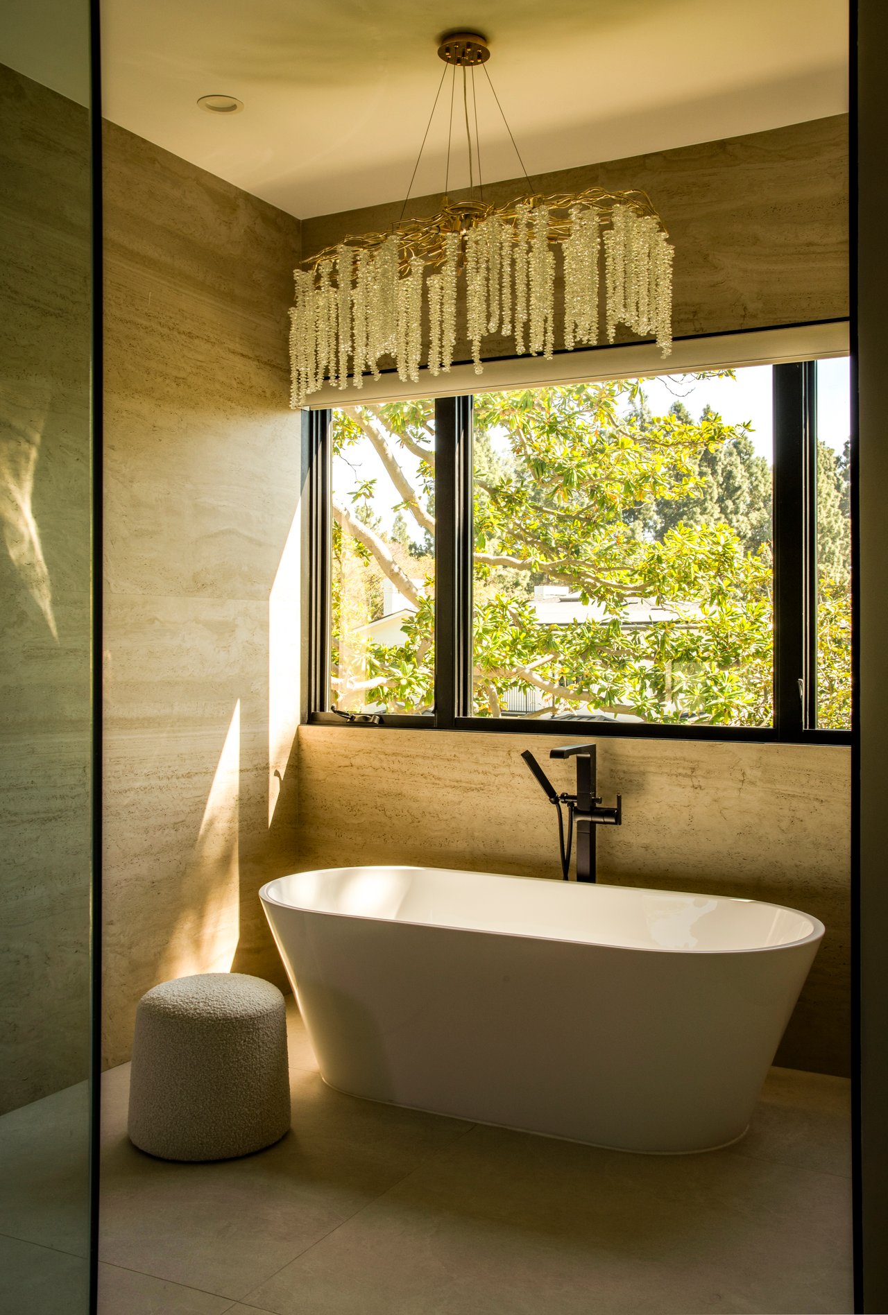 196 S Greenfield Ave, Westwood