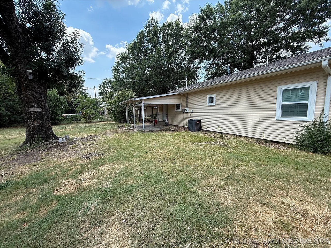 116 SW 5th St
