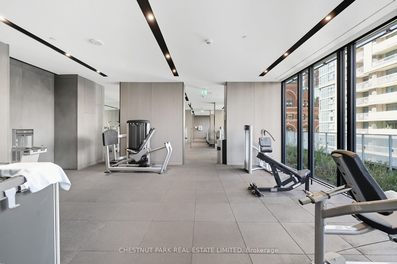 PRESTIGEOUS PENTHOUSE AT 20 LOMBARD