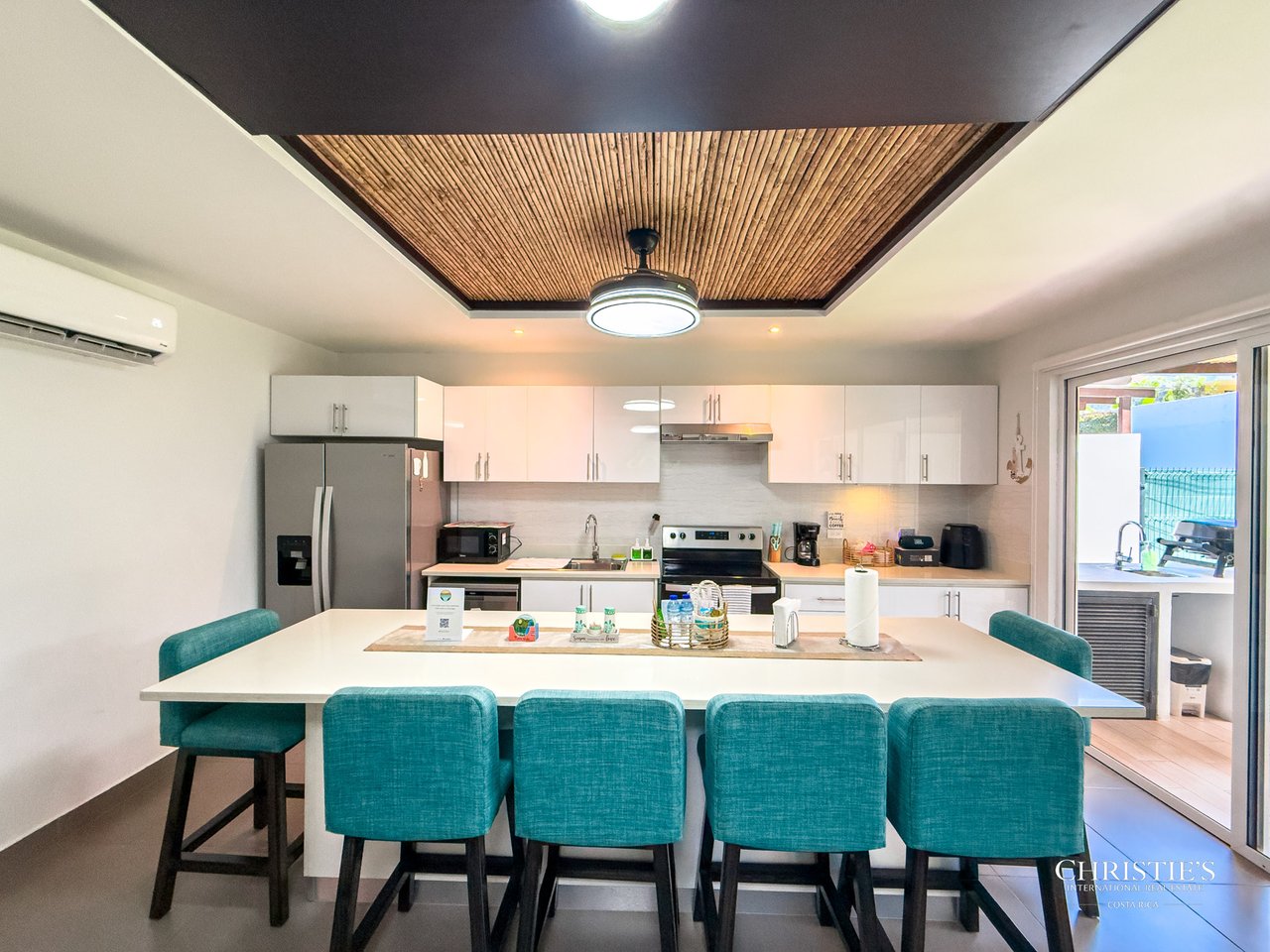 Ciudad del Mar Modern Home - South Jaco Beach 