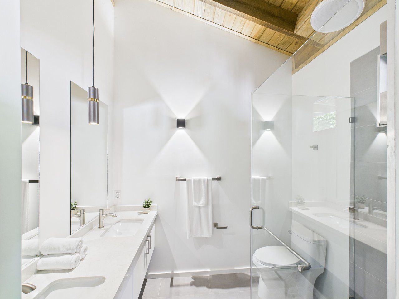 Jungle Pearl, Playa del Cielo