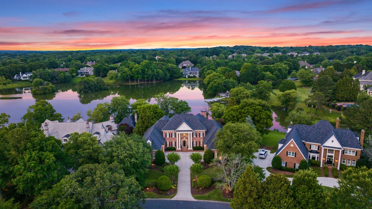 8721 Lake Challis Lane, Charlotte, NC 28226