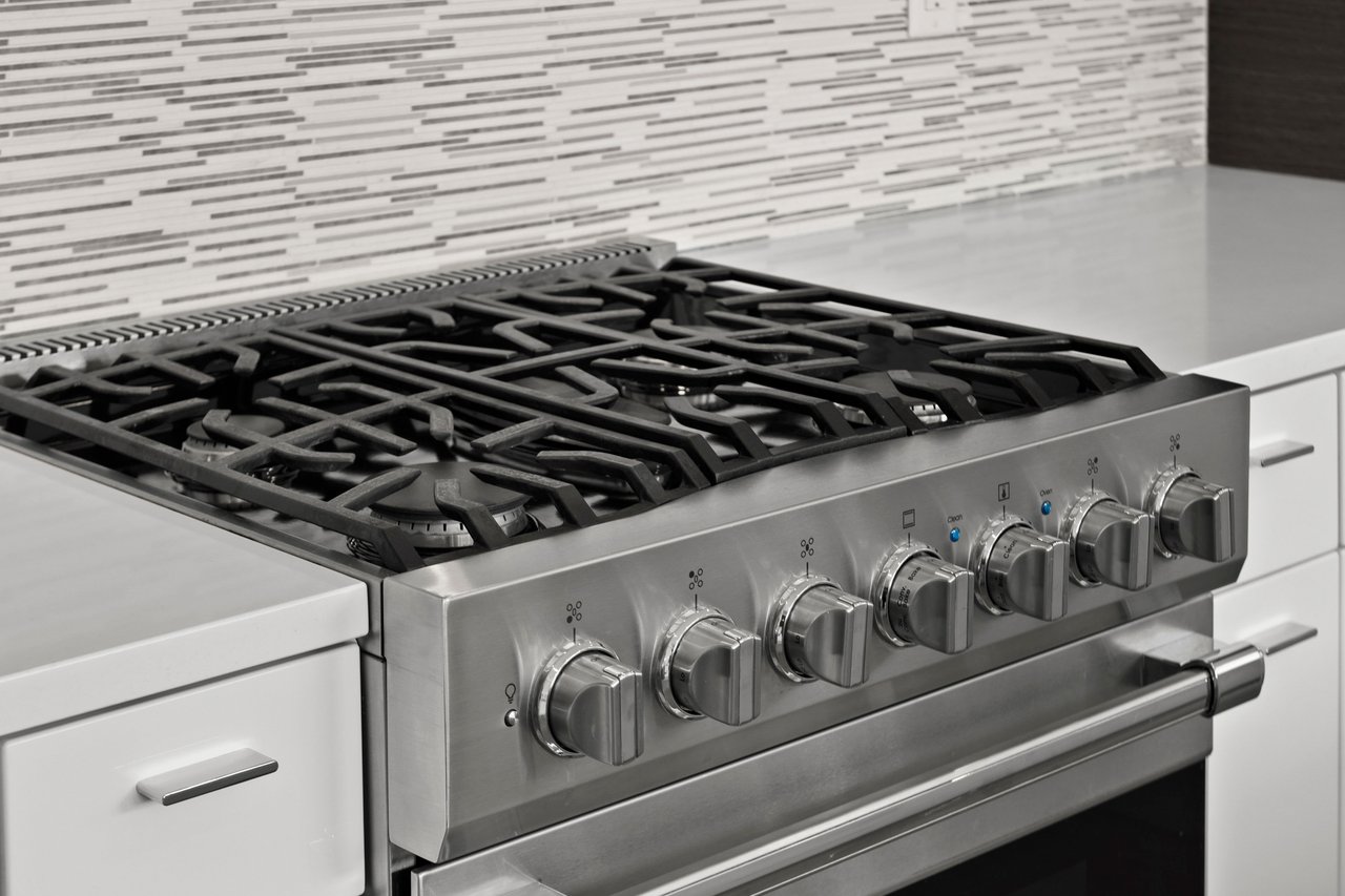 408 13 Street NW Unit: 3